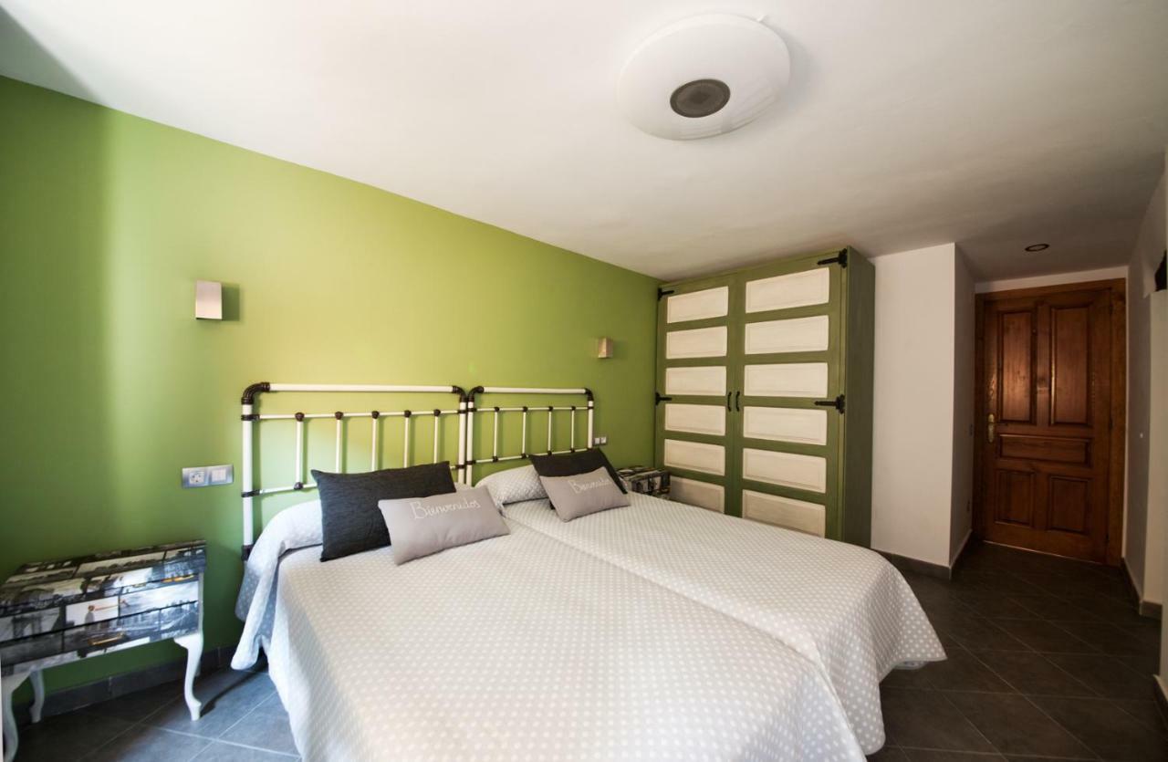 Casa Dominica Guest House เกราส์ ภายนอก รูปภาพ